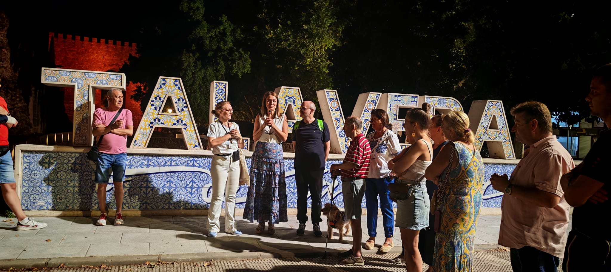 Visita Guiada por los murales de Talavera apostando por la inclusión social dentro de las actividades de CeramiTUR